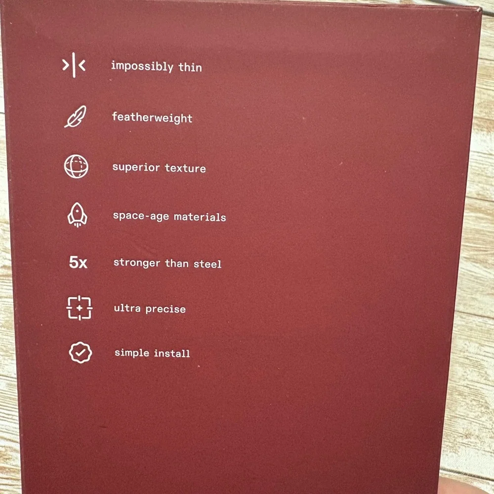 Latercase Galaxy Z Flip 6 Crimson Phone Case Impossibly Thin New Open‎ Box